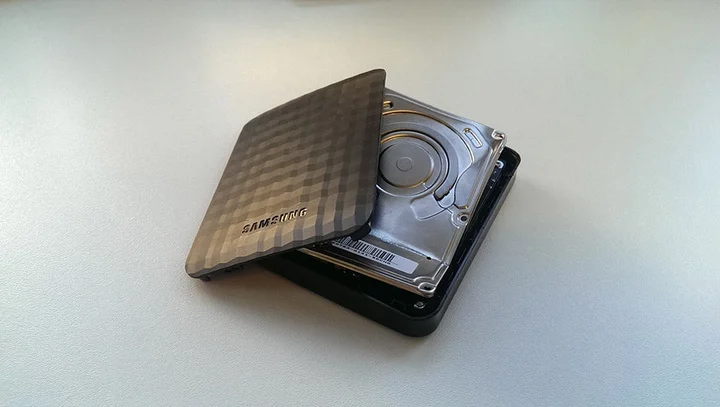 Samsung portable HDD model number location